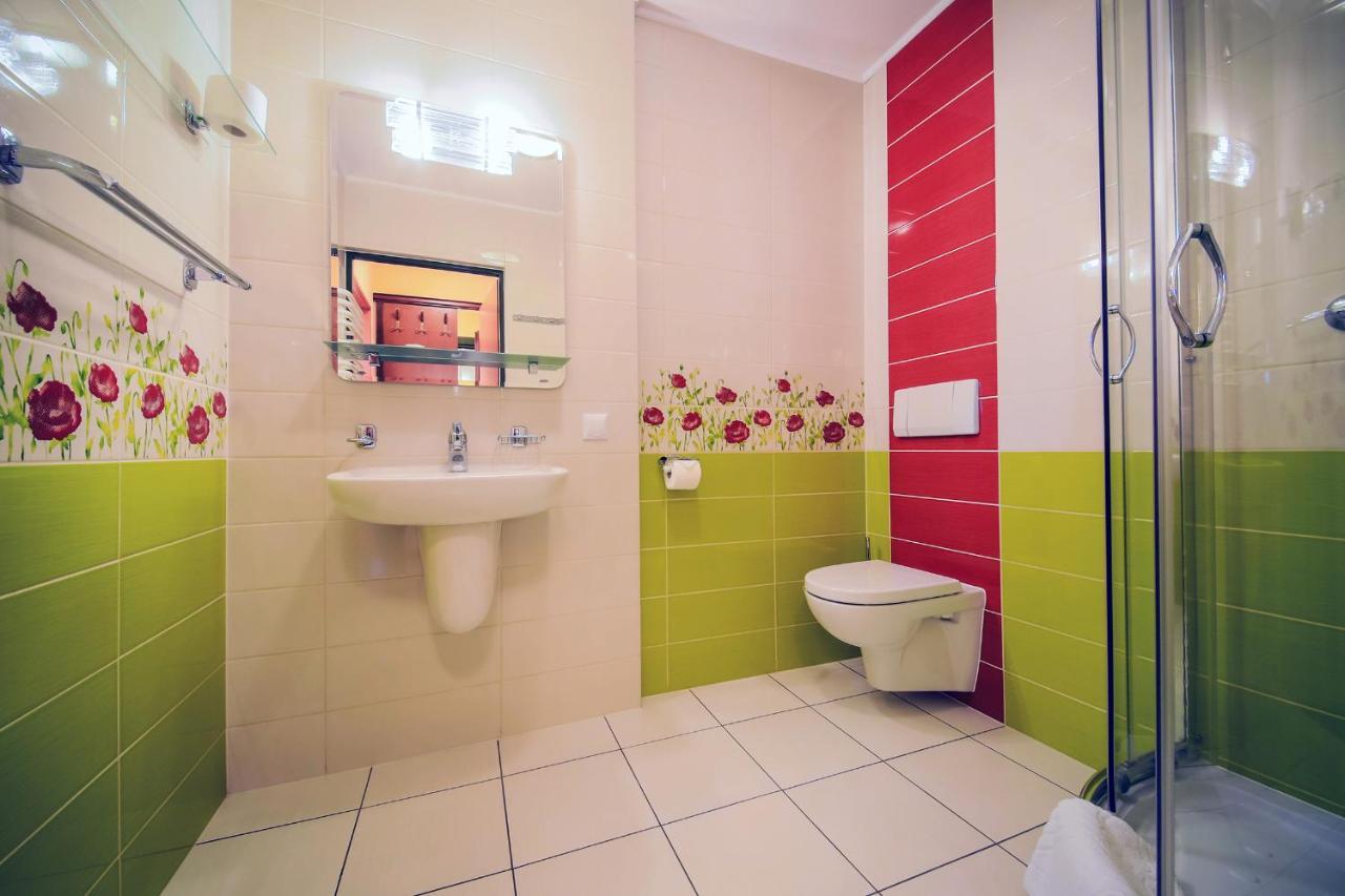 Apartamenty Przy Glownym Deptaku วีสวา ภายนอก รูปภาพ